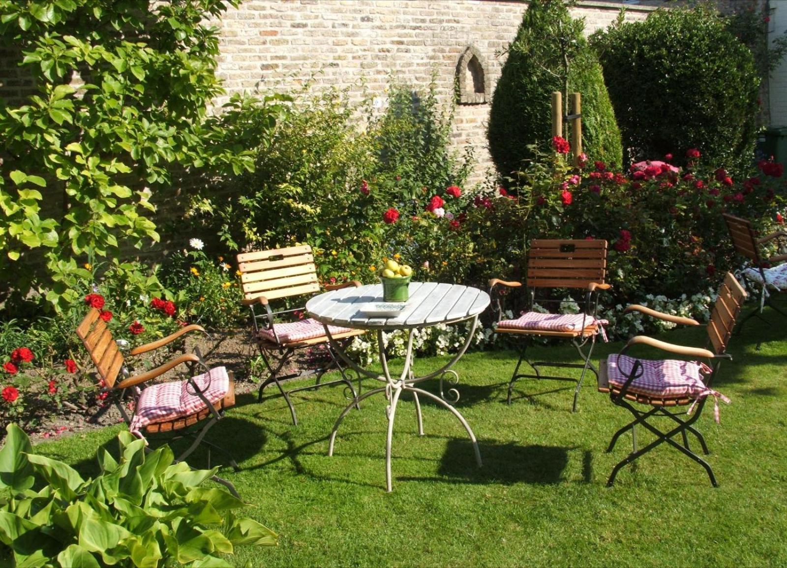 B&B Auberge De Klasse Veurne Buitenkant foto
