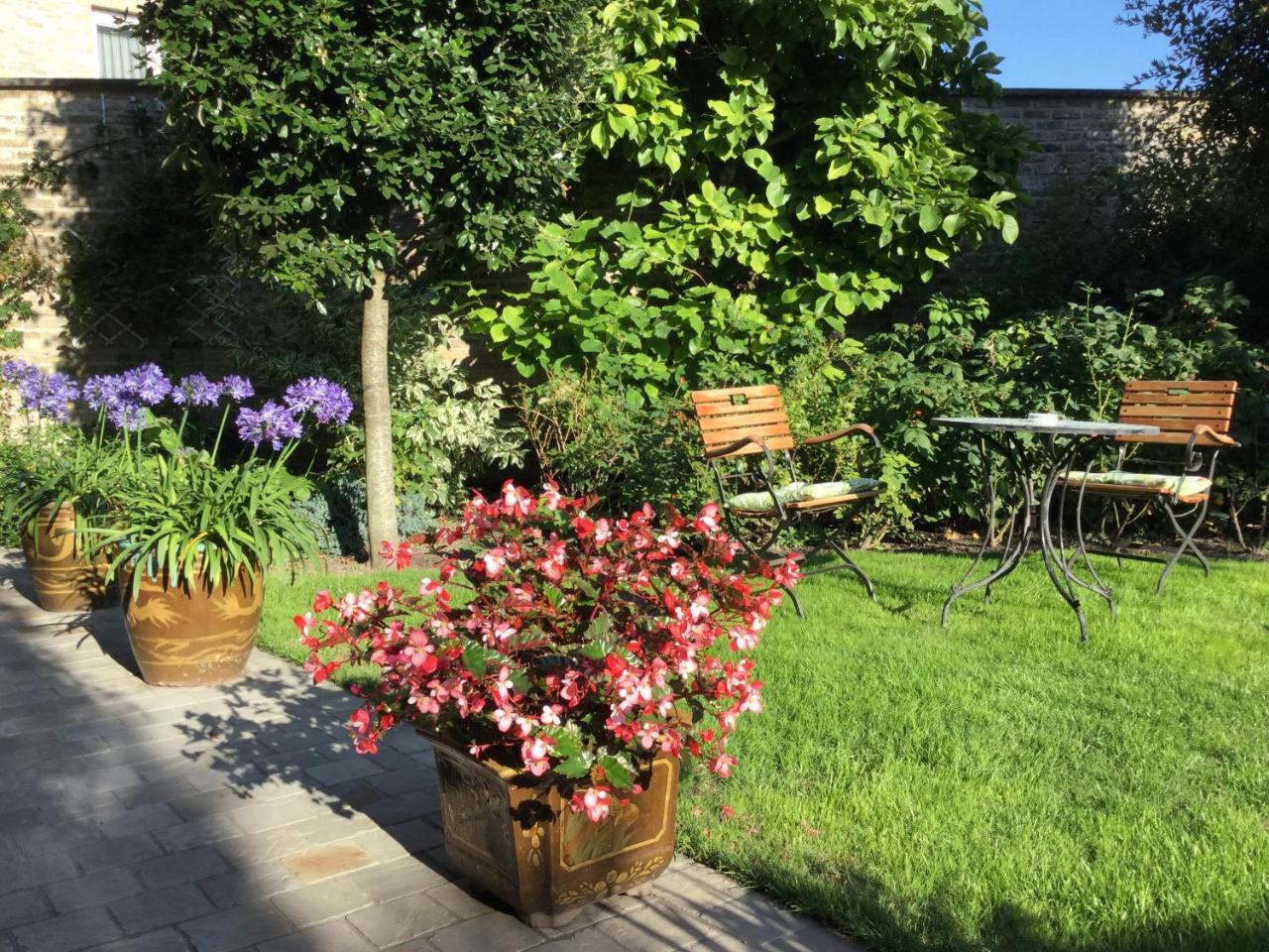 B&B Auberge De Klasse Veurne Buitenkant foto
