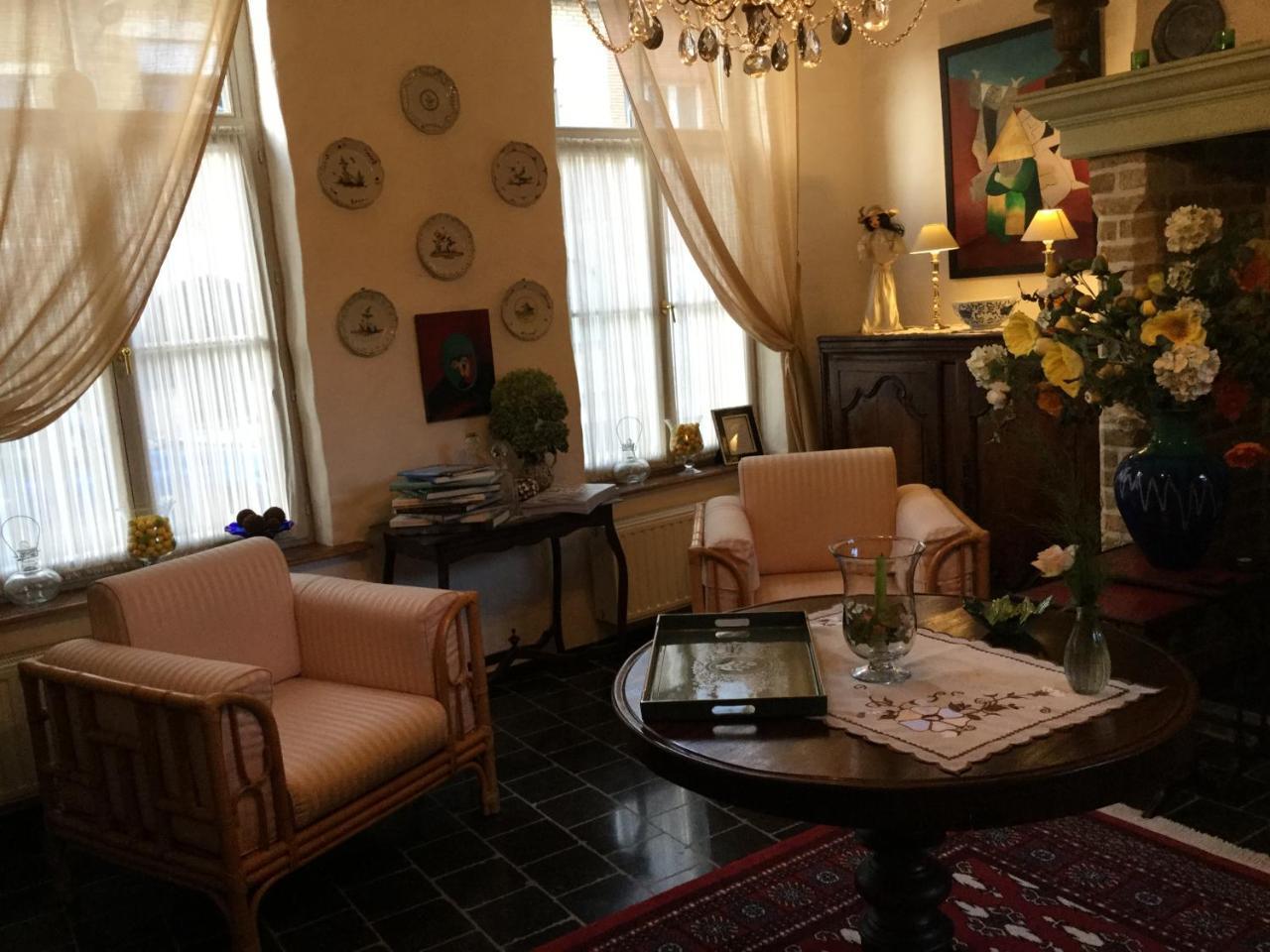 B&B Auberge De Klasse Veurne Buitenkant foto