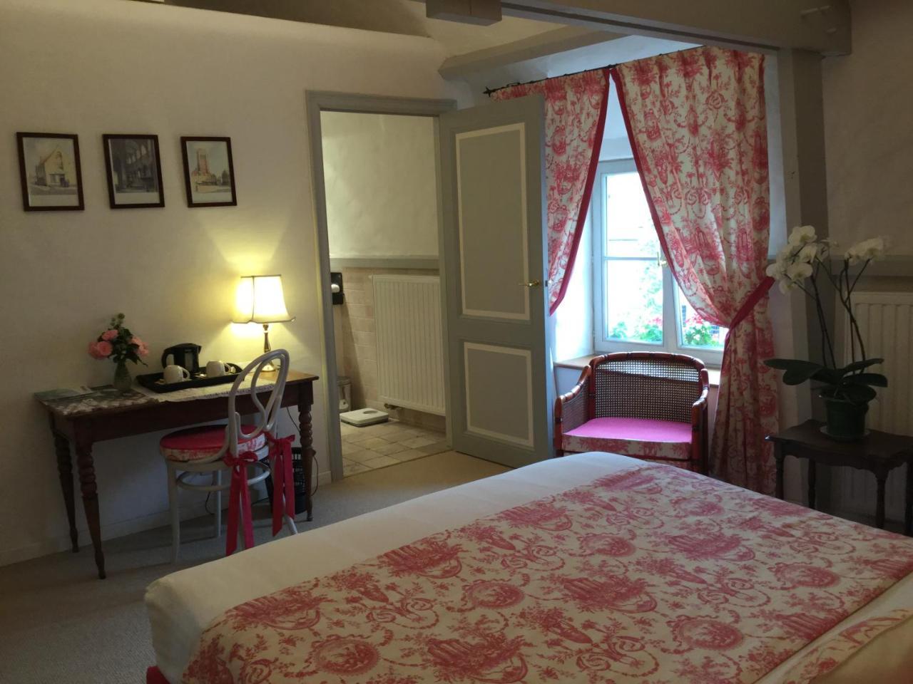 B&B Auberge De Klasse Veurne Buitenkant foto