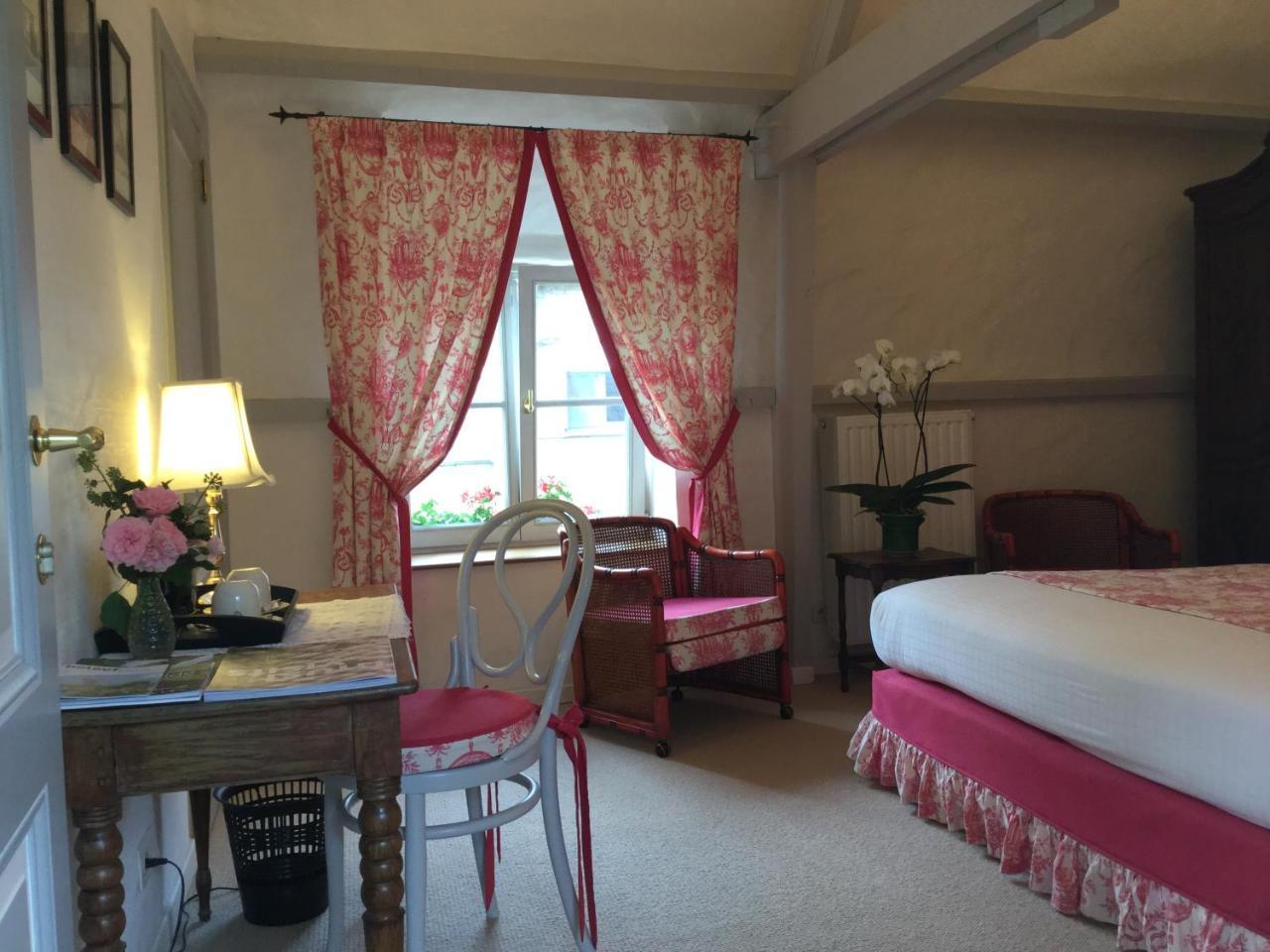B&B Auberge De Klasse Veurne Buitenkant foto