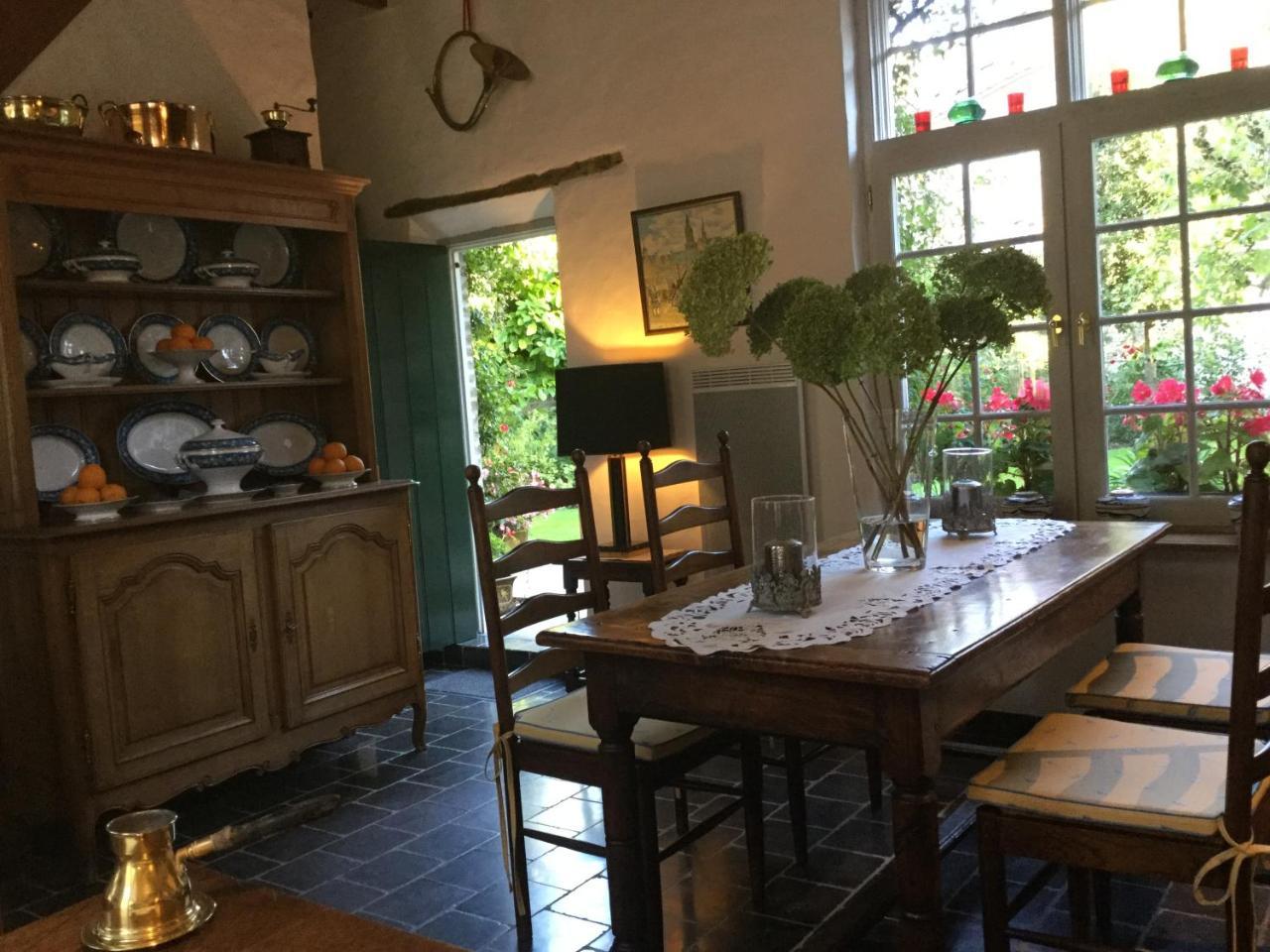 B&B Auberge De Klasse Veurne Buitenkant foto